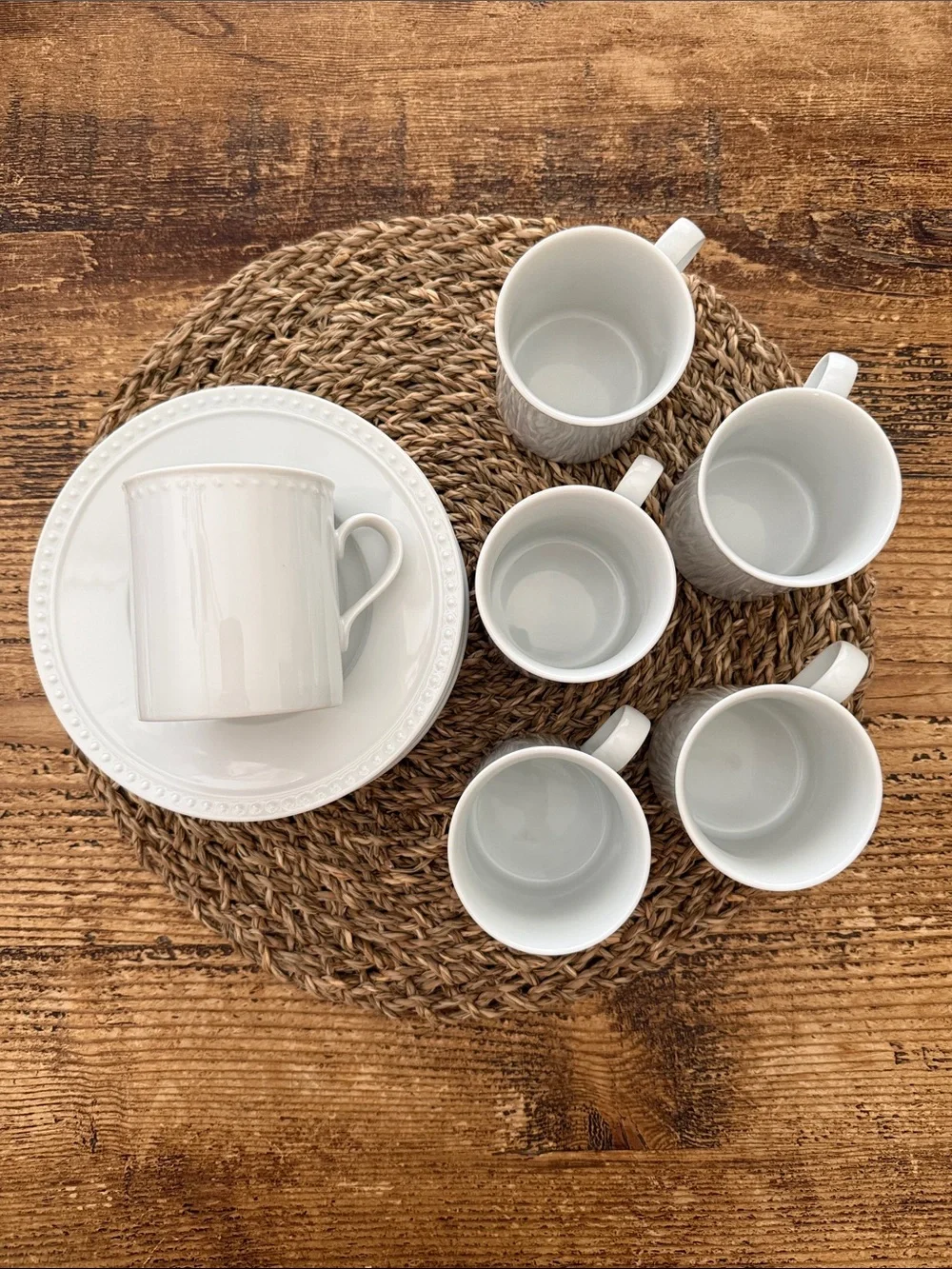 Crate&Barrel | Staccato Cups & Saucers-S6 - Picture 4 of 8